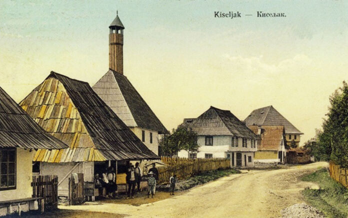 Kulturno-historijsko naslijeđe Kiseljaka u osmanskom periodu 06 Izgled Kiseljaka vjerovatno iz 19. stoljeća, sa bosanskim kućama i džamijom osmansko-orijentalne arhitekture
